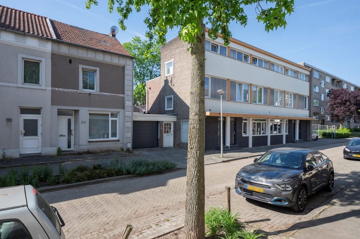 Foto 30 van Hoofdstraat 210