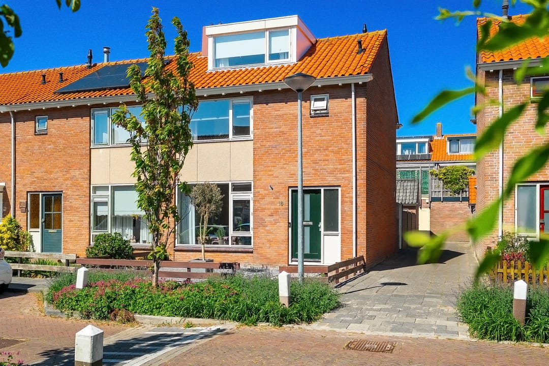 Foto 1 van Waalstraat 18