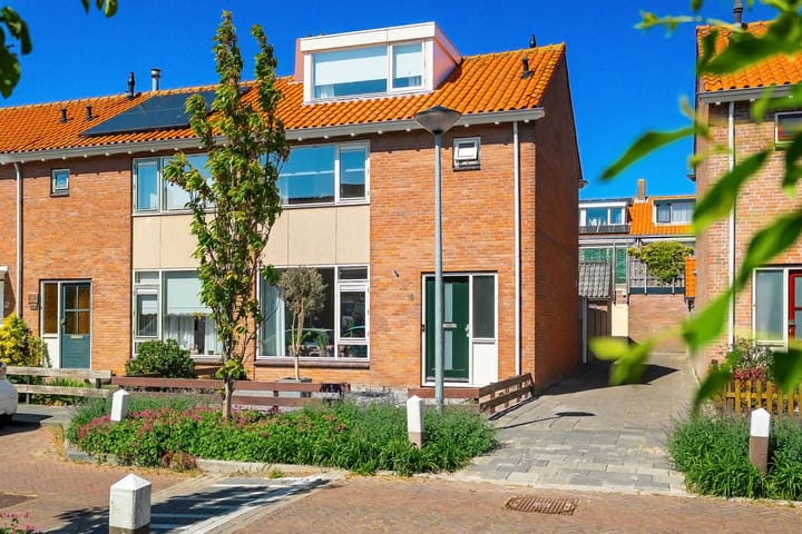 Foto 1 van Waalstraat 18