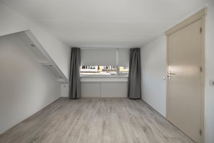 Foto 24 van Waalstraat 18