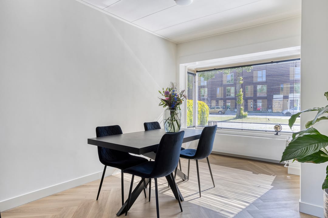 Photo 13 of Burgemeester Van Veenlaan 238