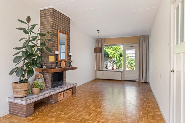 Foto 11 van Schoolstraat 1