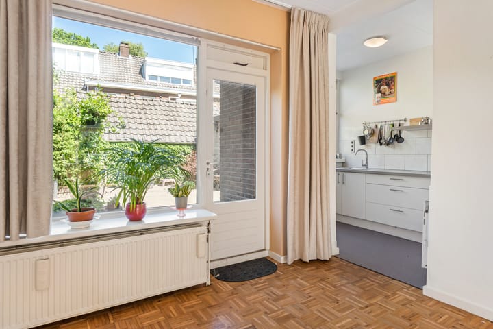 Foto 16 van Schoolstraat 1