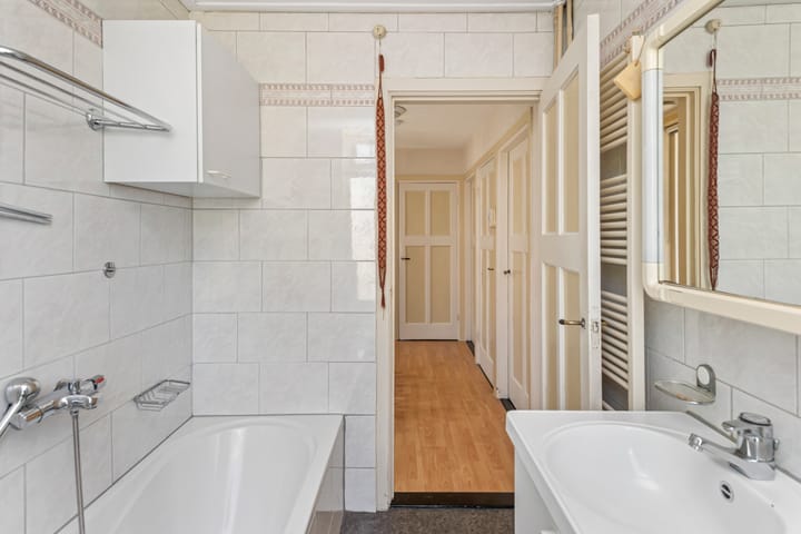 Foto 36 van Schoolstraat 1