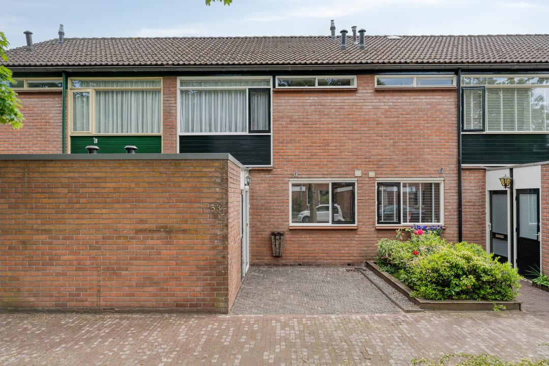 Foto 1 van Esdoornlaan 53