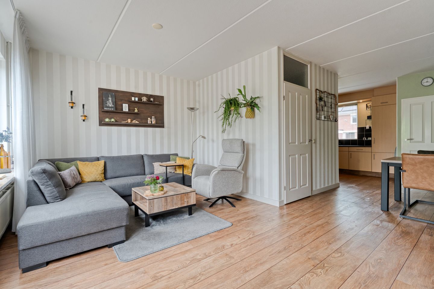 Foto 20 van Esdoornlaan 53