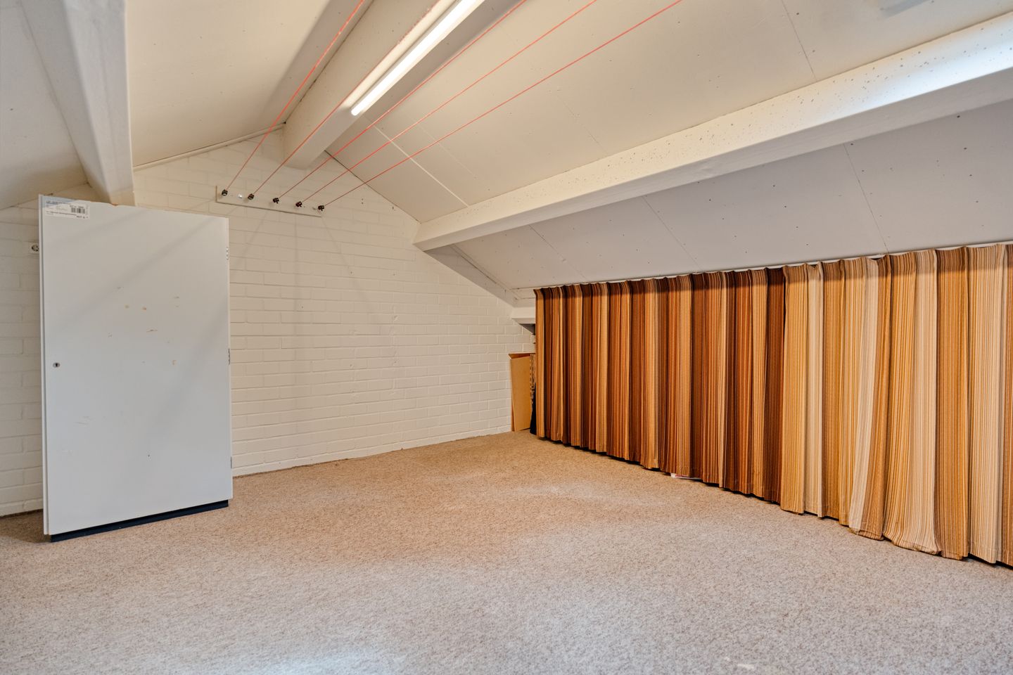 Foto 35 van Esdoornlaan 53