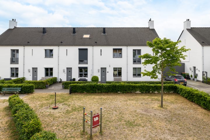 Photo 1 of Zoete Kroon 12