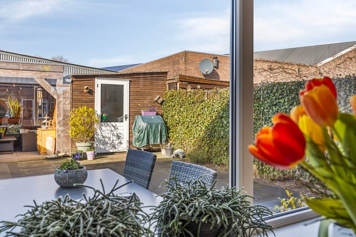 Foto 10 van Bredevoortsestraatweg 111-A