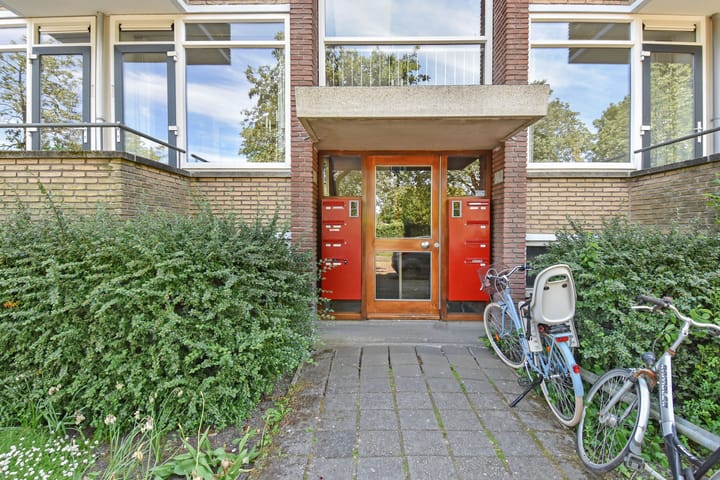 Photo 5 of Cromhoutlaan 87