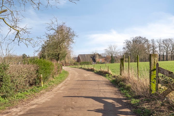 Foto 32 van Bredevoortsestraatweg 111-A