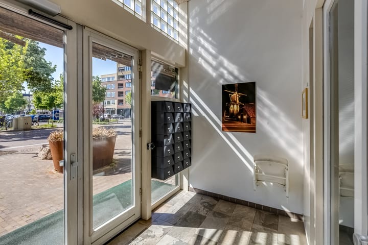 Foto 30 van Brouwerstraat 82