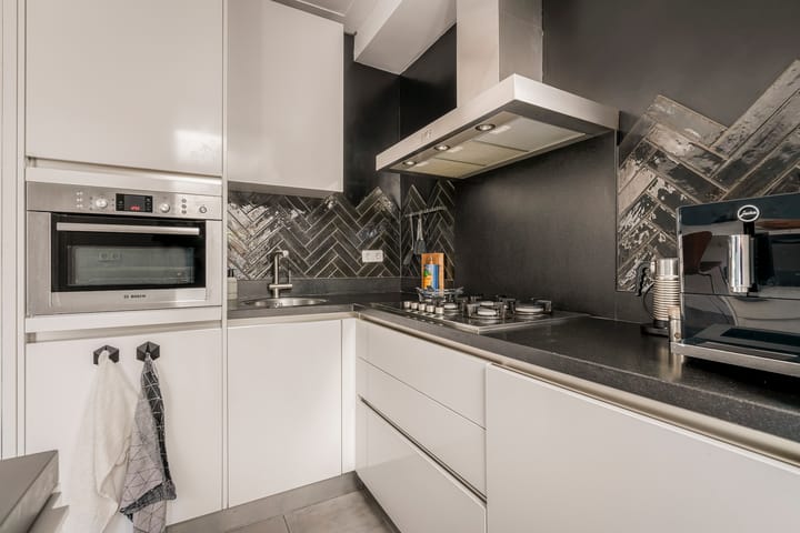 Foto 12 van Pijnboomstraat 135