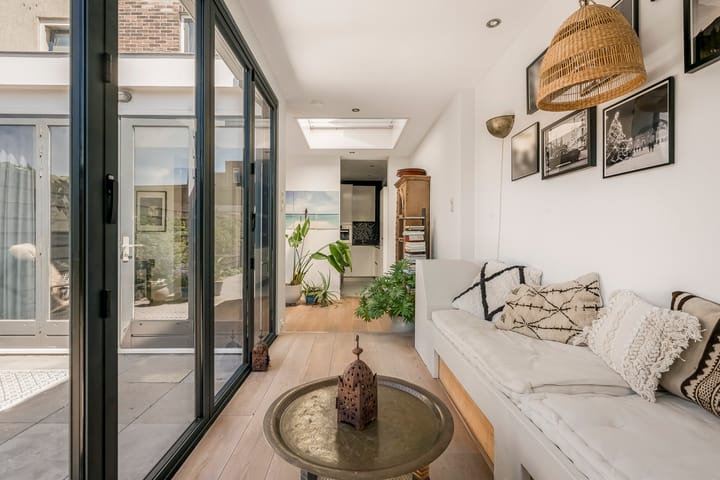 Foto 15 van Pijnboomstraat 135