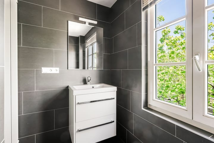 Foto 25 van Pijnboomstraat 135