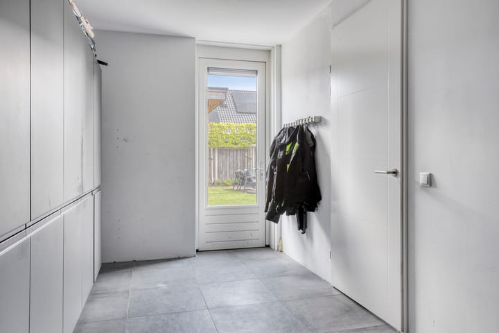 Photo 16 of Ernst en Luim 1