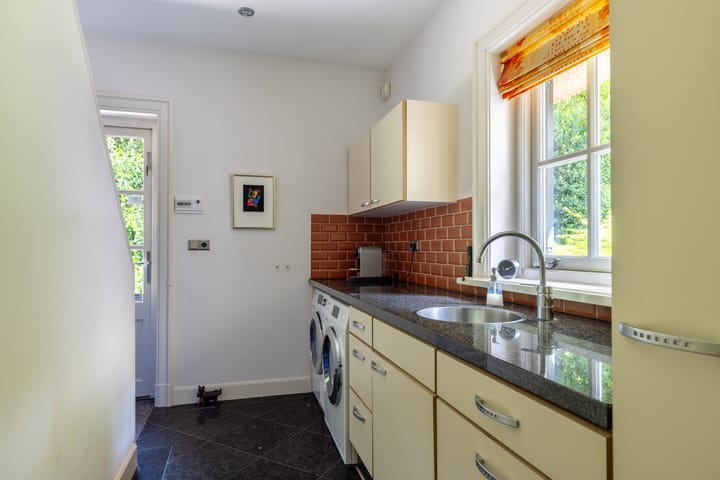 Photo 32 of Middenweg 18