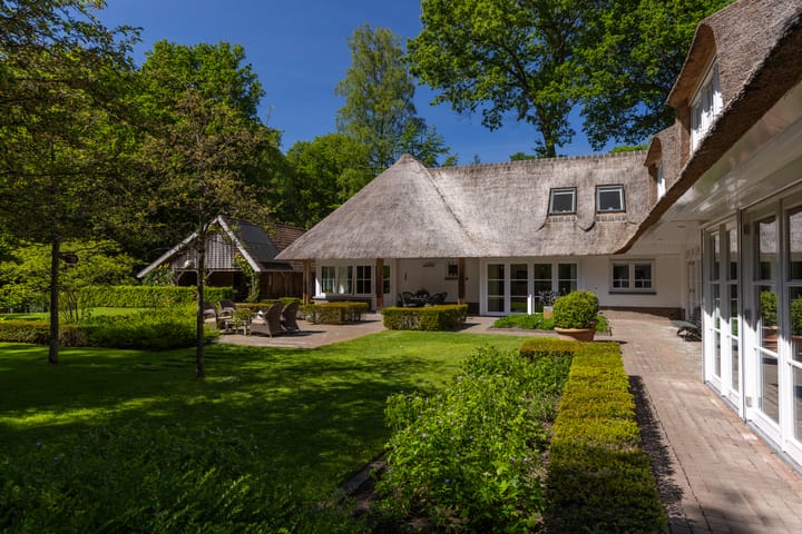 Photo 79 of Middenweg 18