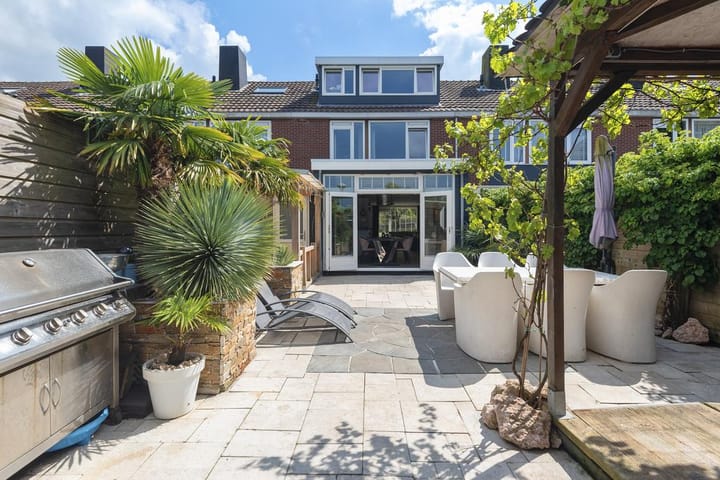 Foto 1 van Montessoristraat 40