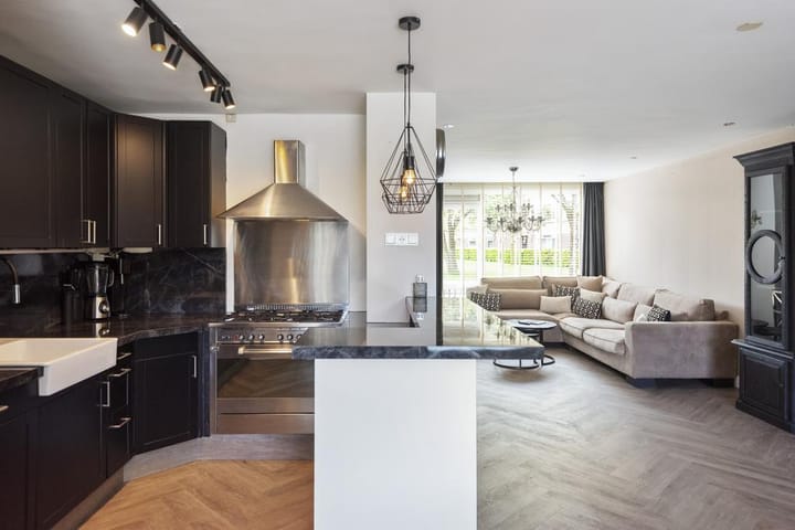 Foto 10 van Montessoristraat 40