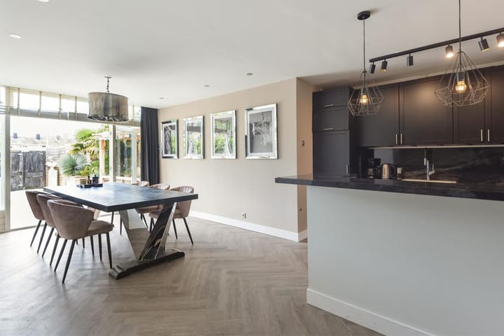 Foto 16 van Montessoristraat 40