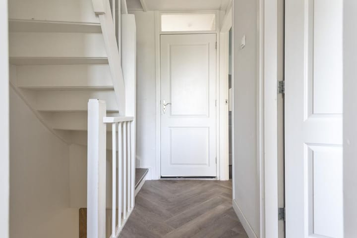 Foto 38 van Montessoristraat 40