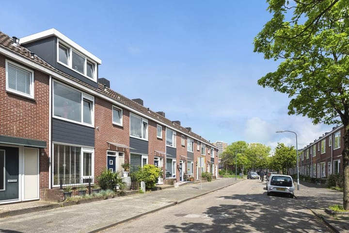 Foto 48 van Montessoristraat 40