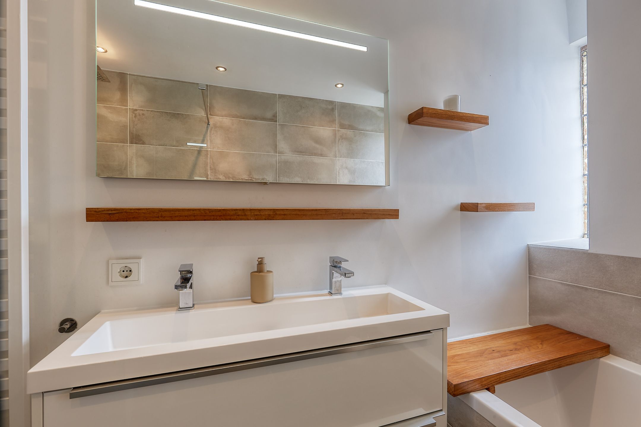 Foto 24 van Koningin Wilhelminalaan 191