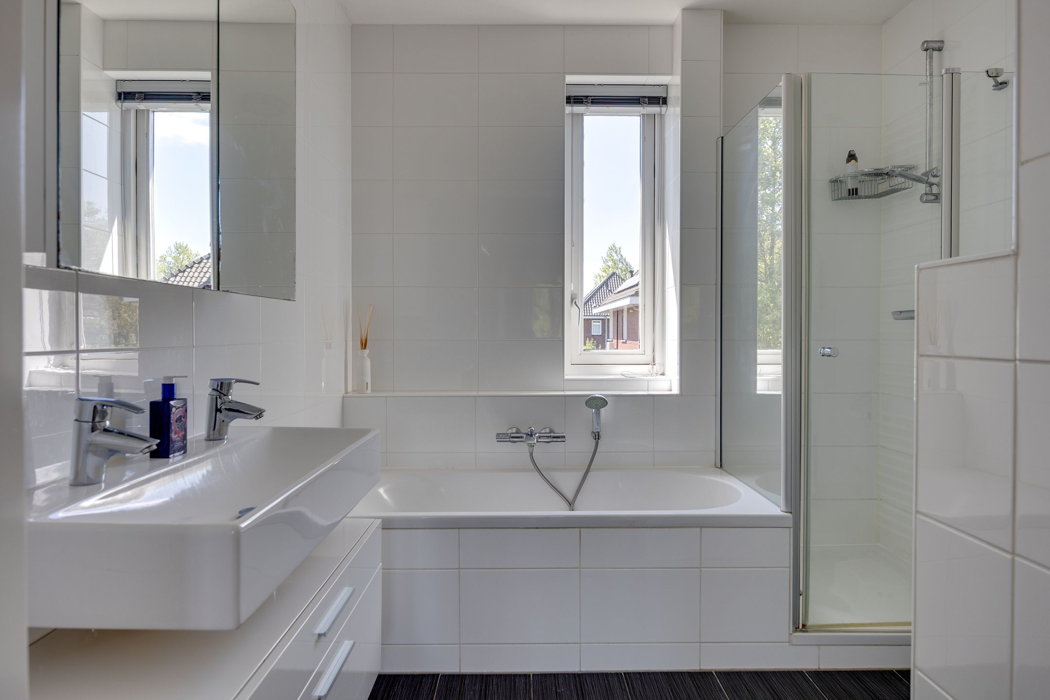 Foto 24 van Damreesche Spoor 97