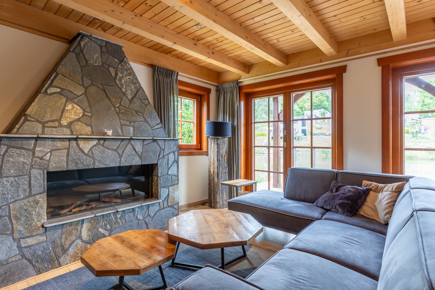 Foto 10 van Akerstraat 153-X217