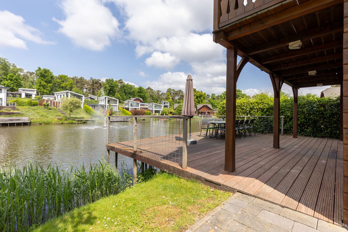 Foto 19 van Akerstraat 153-X217