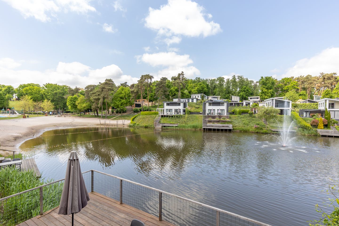 Foto 35 van Akerstraat 153-X217