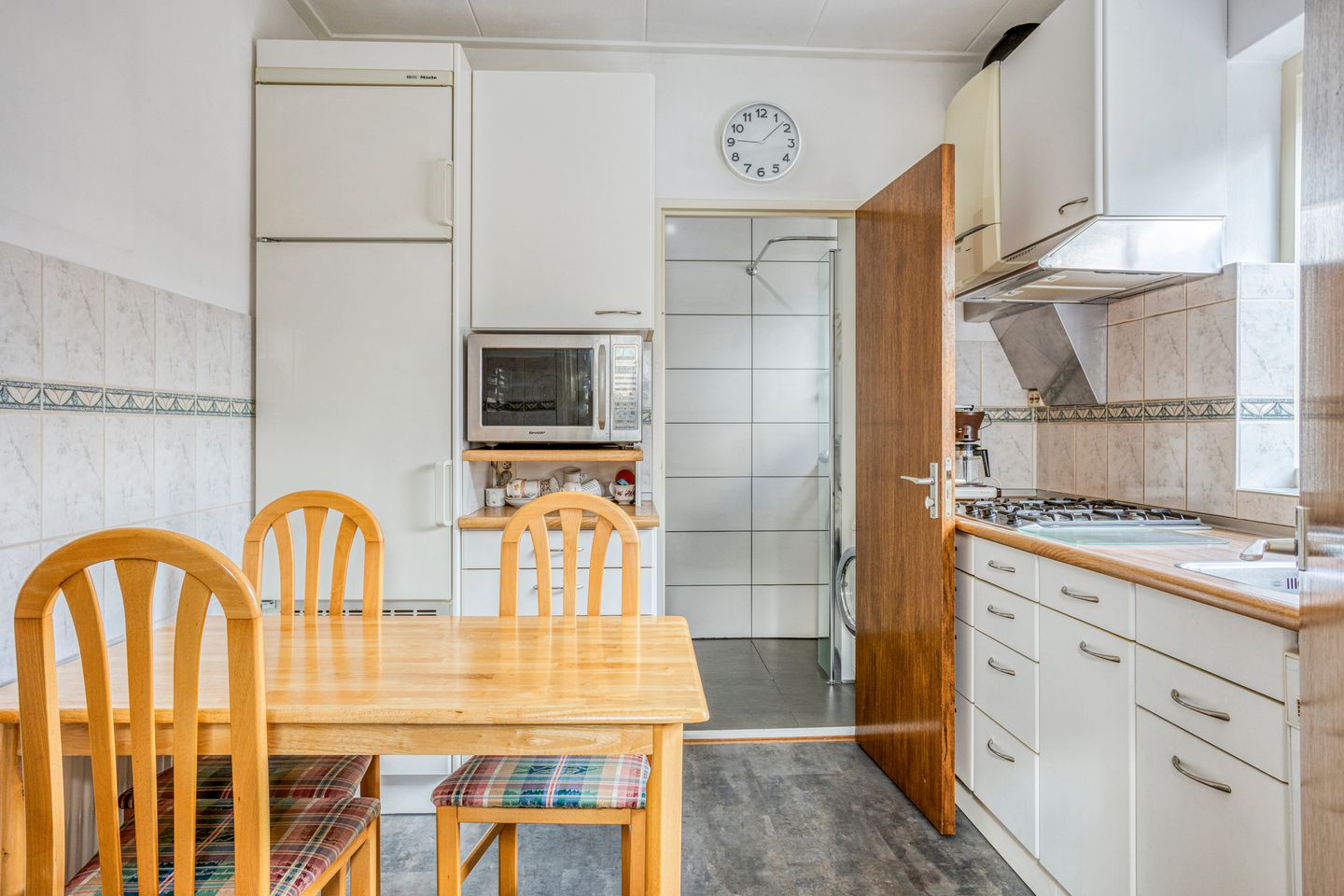 Foto 10 van Pieter de Hoochlaan 98