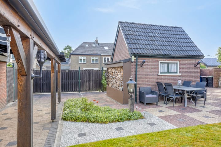 Foto 19 van Pieter de Hoochlaan 98