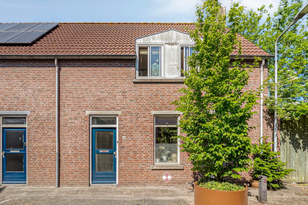 Foto 1 van Donze Visserstraat 18