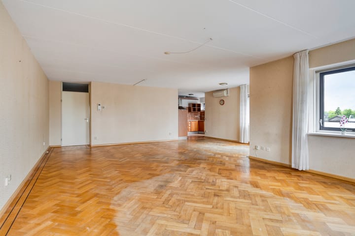 Foto 10 van Hoofdweg 97