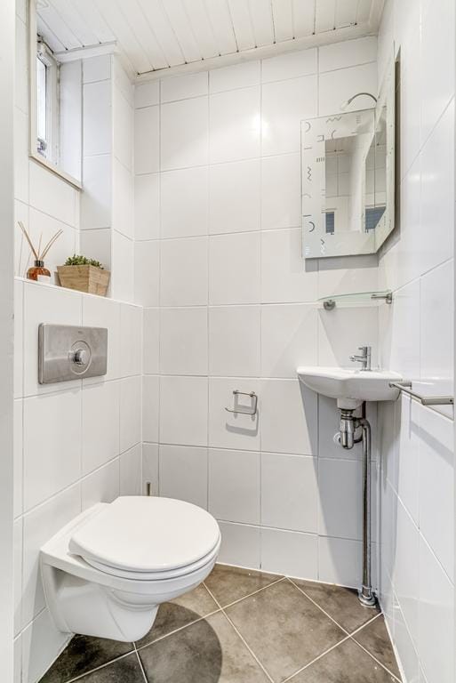 Photo 6 of Keizer Karelweg 235