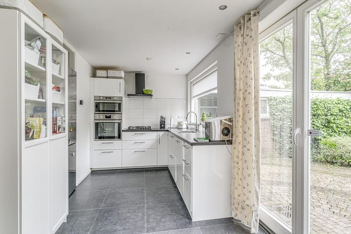 Foto 12 van Keizer Karelweg 235