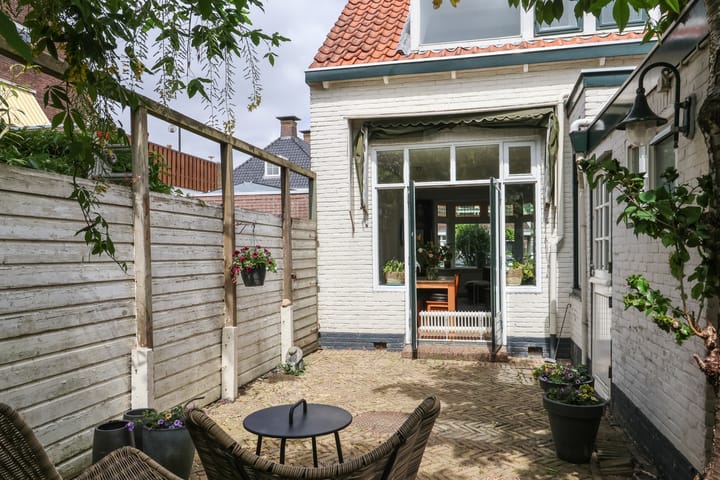 Foto 48 van Franekerstraat 31