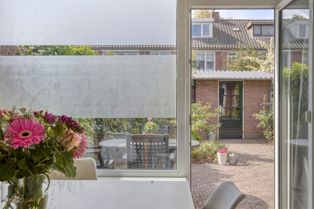 Foto 16 van Iliumstraat 10