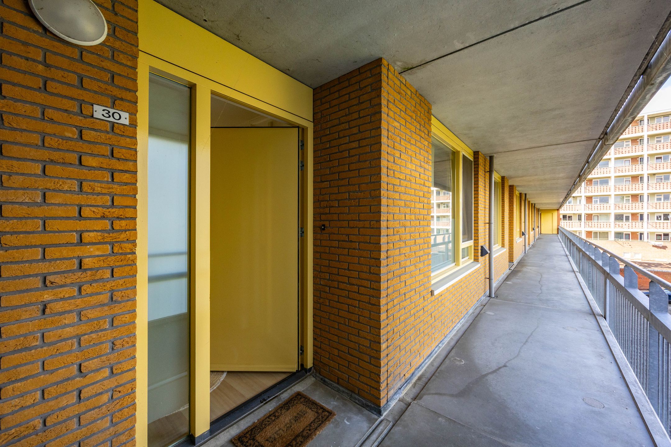 Foto 12 van Linnaeusplein 30