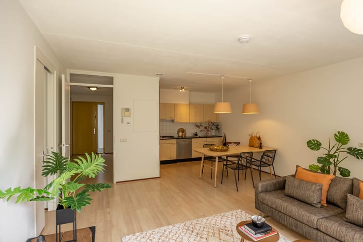 Foto 17 van Linnaeusplein 30