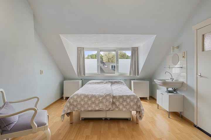 Foto 35 van Iliumstraat 10