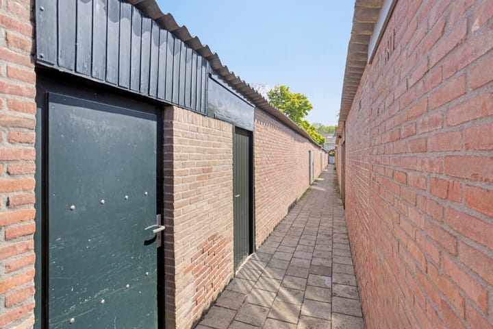 Foto 42 van Iliumstraat 10