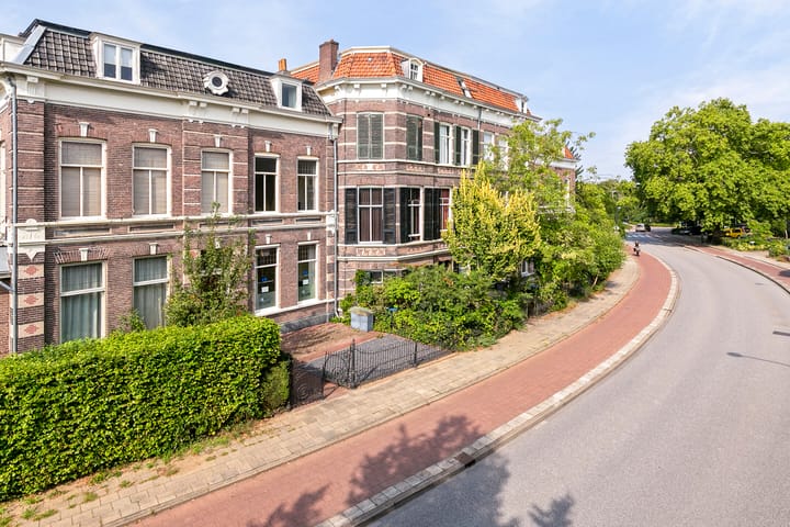 Foto 9 van Burg. Dijckmeesterweg 35