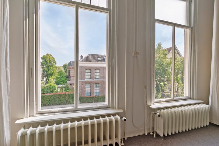 Foto 30 van Burg. Dijckmeesterweg 35