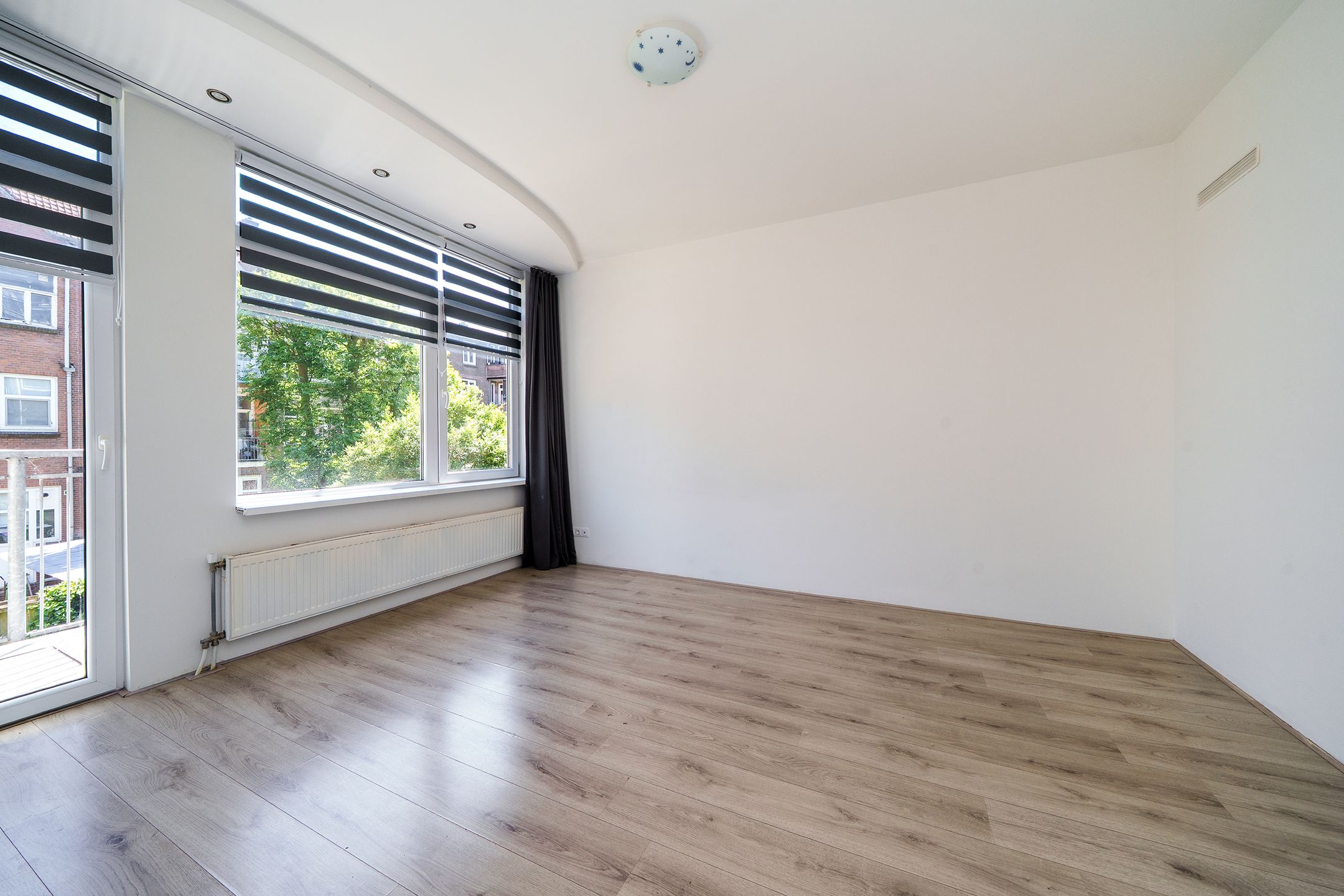 Foto 15 van Mijnsherenlaan 88-B