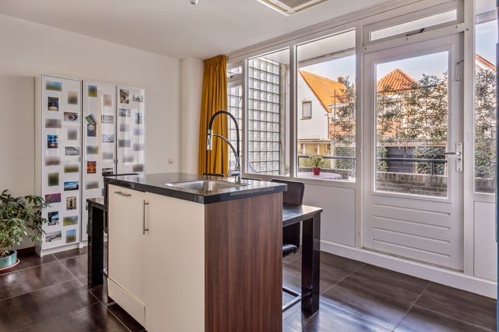 Foto 8 van Tolstraat 4-C