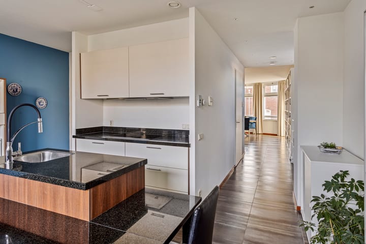 Foto 11 van Tolstraat 4-C