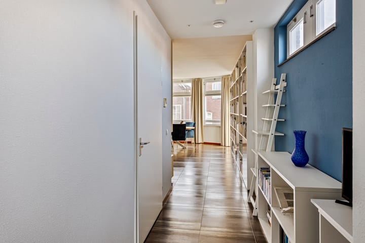 Foto 15 van Tolstraat 4-C